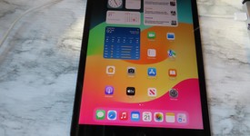Fair
													Apple iPad 9th Gen - Unlocked, Gray, 64 GB, A2603, photo 1 of 4