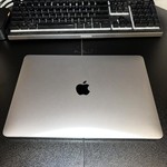Mint MacBook Pro 2020 - 13 inch - 256 GB, Gray, 8 GB, Intel Core i5