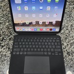 Mint Apple iPad Pro 13 inch (M4) 2024 - Unlocked, 512 GB, Black, 8 GB, A2926, Standard Glass
