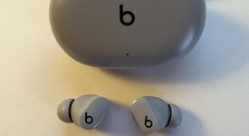 Used
													Beats Studio Buds - Gray, photo 3 of 10