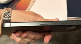 Mint
													Google Pixel 9a - Unlocked, Obsidian, 128 GB, 8 GB, photo 4 of 9