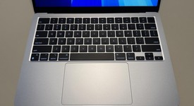 Mint
													MacBook Air 2022 (M2) - 13" - Apple M2, Silver, 256 GB, 8 GB, photo 4 of 16