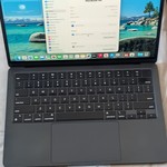 Good MacBook Air 2022 (M2) - 13 inch - 256 GB, Midnight, 8 GB, Apple M2