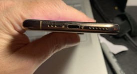 Good
													Apple iPhone Xs - Unlocked, Gold, 256 GB, A1920, photo 6 of 6
