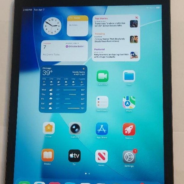 Apple iPad 9th Gen - Unlocked, 64 GB, Gray, A2603