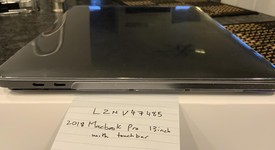 Mint
													MacBook Pro 2018 (With Touch Bar) - 13" - I5, Gray, 256 GB, 8 GB, photo 4 of 9