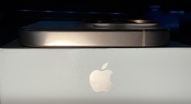 Mint
													Apple iPhone 16 Pro - Unlocked, Desert, 256 GB, A3083, photo 2 of 7