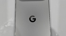 Mint
													Google Pixel 10 Pro XL - Unlocked, Obsidian, 256 GB, GUL82, photo 4 of 14