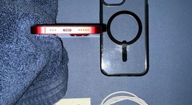 Mint
													Apple iPhone 13 - Unlocked, Red, 128 GB, A2482, photo 5 of 12