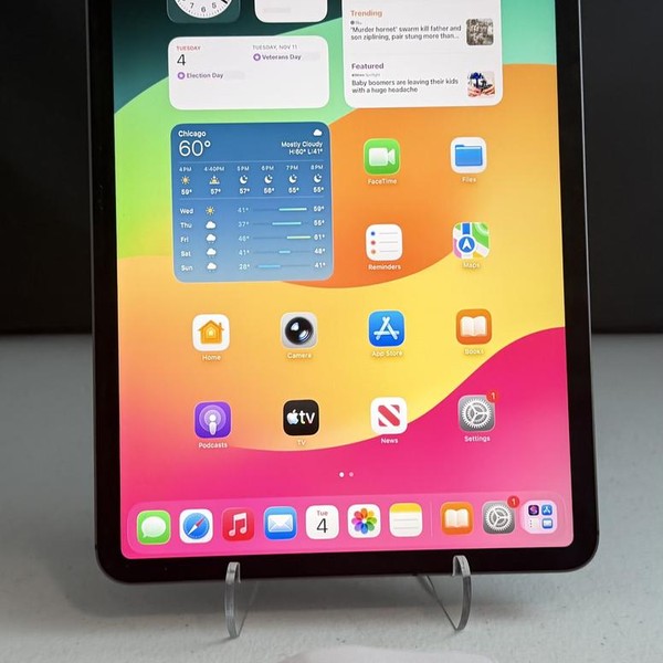 Apple iPad Pro 11 inch 2018 - Unlocked, Gray, 256 GB, A2013