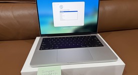 Mint
													MacBook Pro Late 2023 (M3) - 14" - Apple M3, Silver, 512 GB, 8 GB, 10-core GPU, photo 1 of 11
