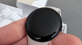 Mint
													Google Pixel Watch 2 - Unlocked, Silver, LTE, photo 2 of 5