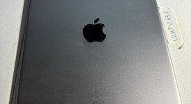 Good
													Apple iPad Pro 9.7" - Wi-Fi, Gray, 32 GB, A1673, photo 3 of 5