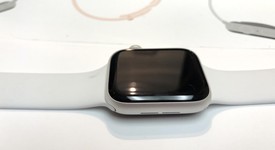 Fair
													Apple Watch Series 4 44mm - Silver, A1978 - GPS, Aluminum, photo 5 of 8