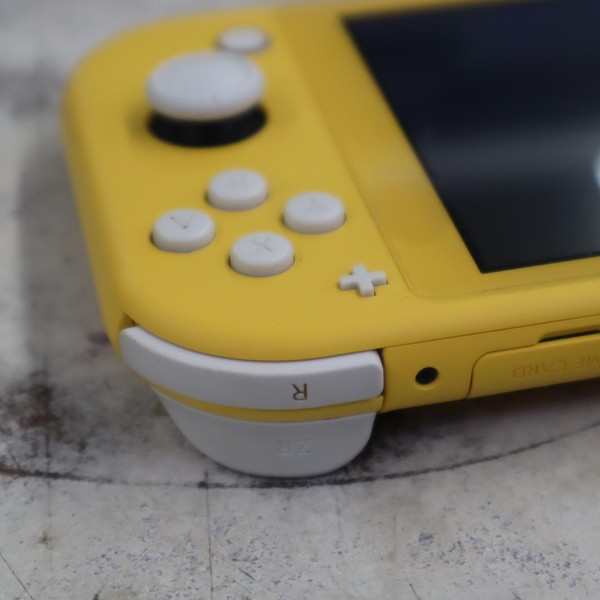 Nintendo Switch Lite - Yellow