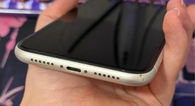 Fair
													Apple iPhone Xr - Unlocked, White, 64 GB, A1984, photo 4 of 7