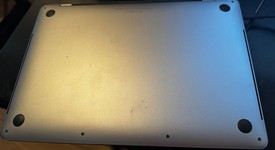 Good
													MacBook Pro 2018 (With Touch Bar) - 13" - I7, Gray, 512 GB, 16 GB, photo 4 of 6