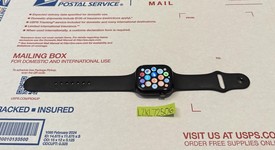Good
													Apple Watch Series 10 46mm - Unlocked, Black, A3003 - Cellular, Aluminum, photo 4 of 6