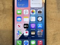 Apple iPhone SE 3rd Gen 2022
