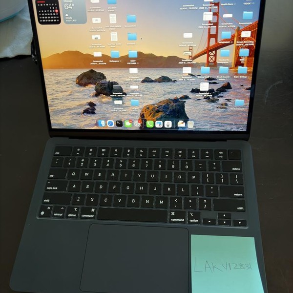 MacBook Air 2022 (M2) - 13 inch - 256 GB, Midnight, 8 GB, Apple M2