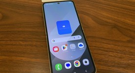 Good
													Samsung Galaxy Z Flip6 - Unlocked, Silver, 256 GB, 12 GB, SM-F741U1, photo 1 of 4