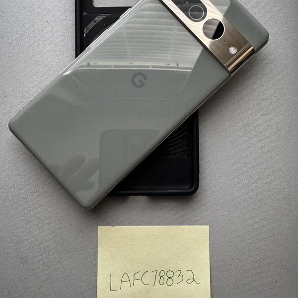 Google Pixel 7 Pro - Unlocked, 128 GB, Hazel, 12 GB, GE2AE