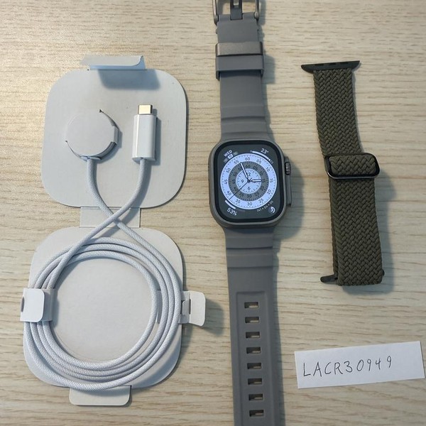 Apple Watch Ultra 2 49mm - Unlocked, Natural, A2986