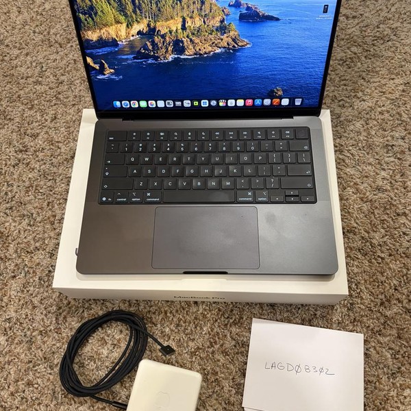 MacBook Pro 2026 - 14 inch (M5) - 2 TB, Space Black, 24 GB, Apple M5 Pro 18-core (20-core GPU), Standard Display