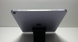 Mint
													Apple iPad Air 13" (M2) 2024 - Unlocked, Purple, 128 GB, A2899, photo 3 of 6