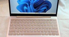 Good
													Microsoft Surface Laptop Go 2 - I5, Sandstone, 128 GB, 8 GB, photo 3 of 8