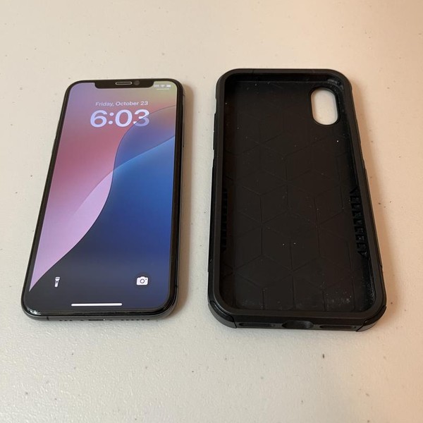 Apple iPhone Xs - Unlocked, 256 GB, Gray, A1920