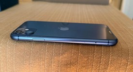 Fair
													Apple iPhone 11 - Xfinity, Black, 64 GB, A2111, photo 5 of 11