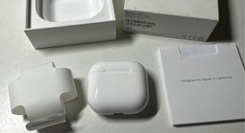 Used
													Apple AirPods 4th Gen - Standard, photo 1 of 3