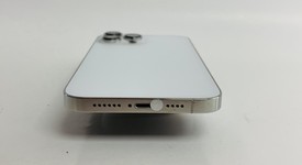 Good
													Apple iPhone 13 Pro Max - Unlocked, Silver, 128 GB, A2484, photo 5 of 9