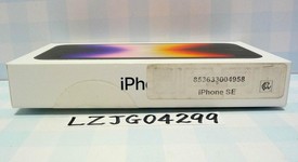 New
													Apple iPhone SE 3rd Gen 2022 - US Cellular, Midnight, 64 GB, A2595, photo 3 of 4