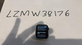 Good
													Apple Watch Series 5 40mm - Unlocked, Silver, A2094 Cellular, Stainless Steel, photo 6 of 6