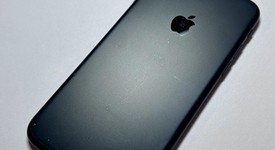 Fair
													Apple iPhone 7 - Unlocked, Black, 128 GB, A1778, GSM, photo 2 of 15