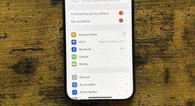 Mint
													Apple iPhone 15 Pro - Unlocked, Black, 256 GB, A2848, photo 1 of 8