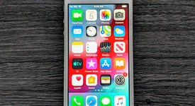 Fair
													Apple iPhone 5S - Unlocked, Silver, 32 GB, A1533, GSM, photo 5 of 11