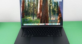 Mint
													MacBook Air 2023 (M2) - 15" - Apple M2, Midnight, 256 GB, 8 GB, photo 3 of 14