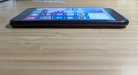 Fair
													Apple iPhone SE 3rd Gen 2022 - T-Mobile, Midnight, 64 GB, A2595, photo 4 of 13