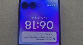 Good
													Motorola Razr Plus (2024) - Unlocked, Navy Blue, 256 GB, 12 GB, photo 2 of 9