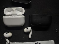 Apple AirPods Pro 2