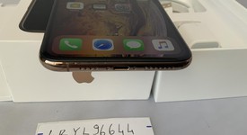 Good
													Apple iPhone Xs Max - Cricket, Gold, 64 GB, A1921, photo 4 of 8