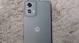 Mint
													Moto G 5G (2024) - Unlocked, Green, 128 GB, 4 GB, photo 2 of 11