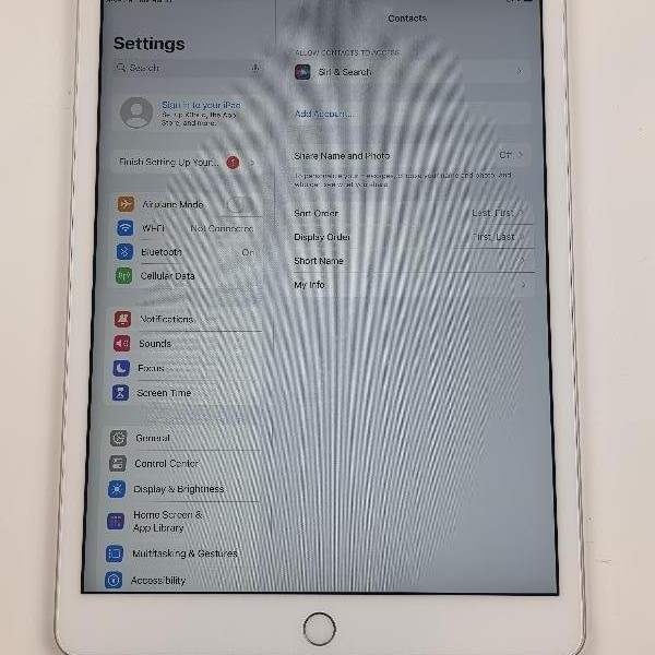 Apple iPad 7th Gen - Unlocked, 32 GB, Silver, A2198