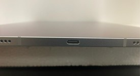 Mint
													Apple iPad Pro 12.9" 6th Gen 2022 - Unlocked, Silver, 256 GB, photo 5 of 10