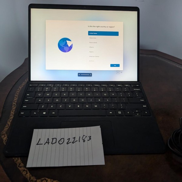 Microsoft Surface Pro 10 - Wi-Fi, 512 GB, Black, 16 GB, Intel Core Ultra 7