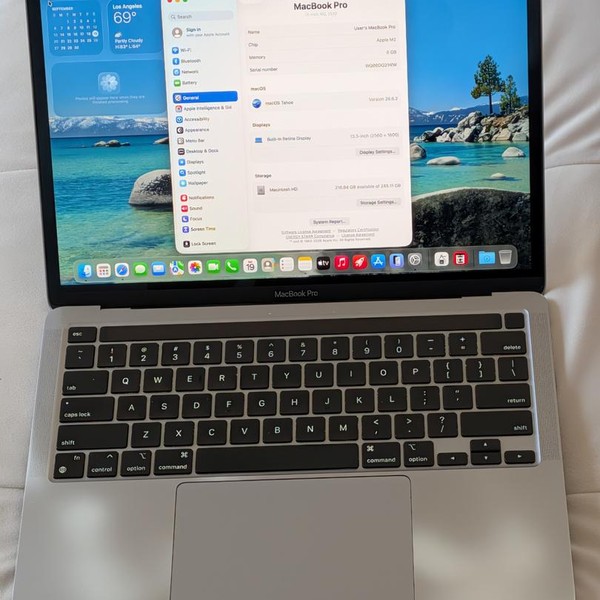 MacBook Pro 2022 - 13 inch - 256 GB, Gray, 8 GB, Apple M2