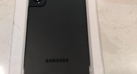 Good
													Samsung Galaxy S22 - Verizon, Black, 128 GB, 8 GB, SM-S901U, photo 2 of 4